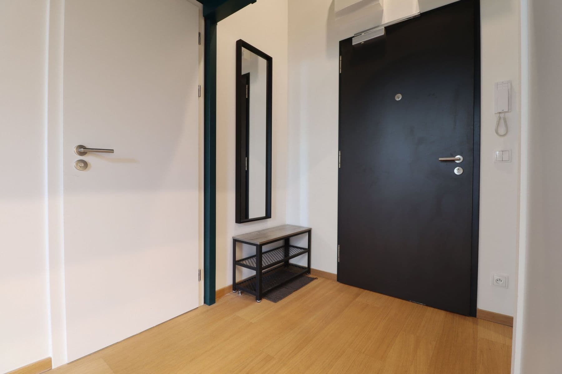 Studio flat to rent, 45 m², V háji, Prague, Prague Studio flat to rent, 45 m², V háji, Prague, Prague