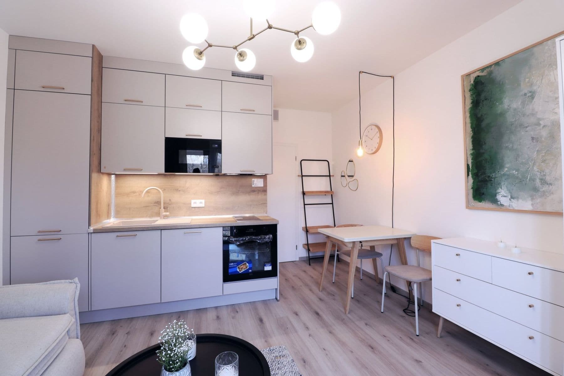 Studio flat to rent, 22 m², V Kněžívce, Tuchoměřice, Středočeský Region Studio flat to rent, 22 m², V Kněžívce, Tuchoměřice, Středočeský Region
