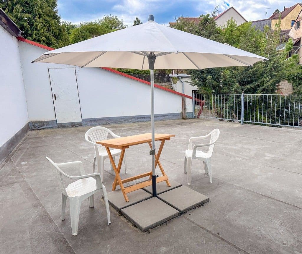 Studio flat to rent, 65 m², Žižkovo náměstí, Vlašim, Středočeský Region Studio flat to rent, 65 m², Žižkovo náměstí, Vlašim, Středočeský Region