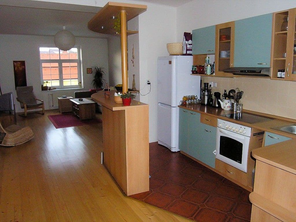 Studio flat to rent, 65 m², Žižkovo náměstí, Vlašim, Středočeský Region Studio flat to rent, 65 m², Žižkovo náměstí, Vlašim, Středočeský Region