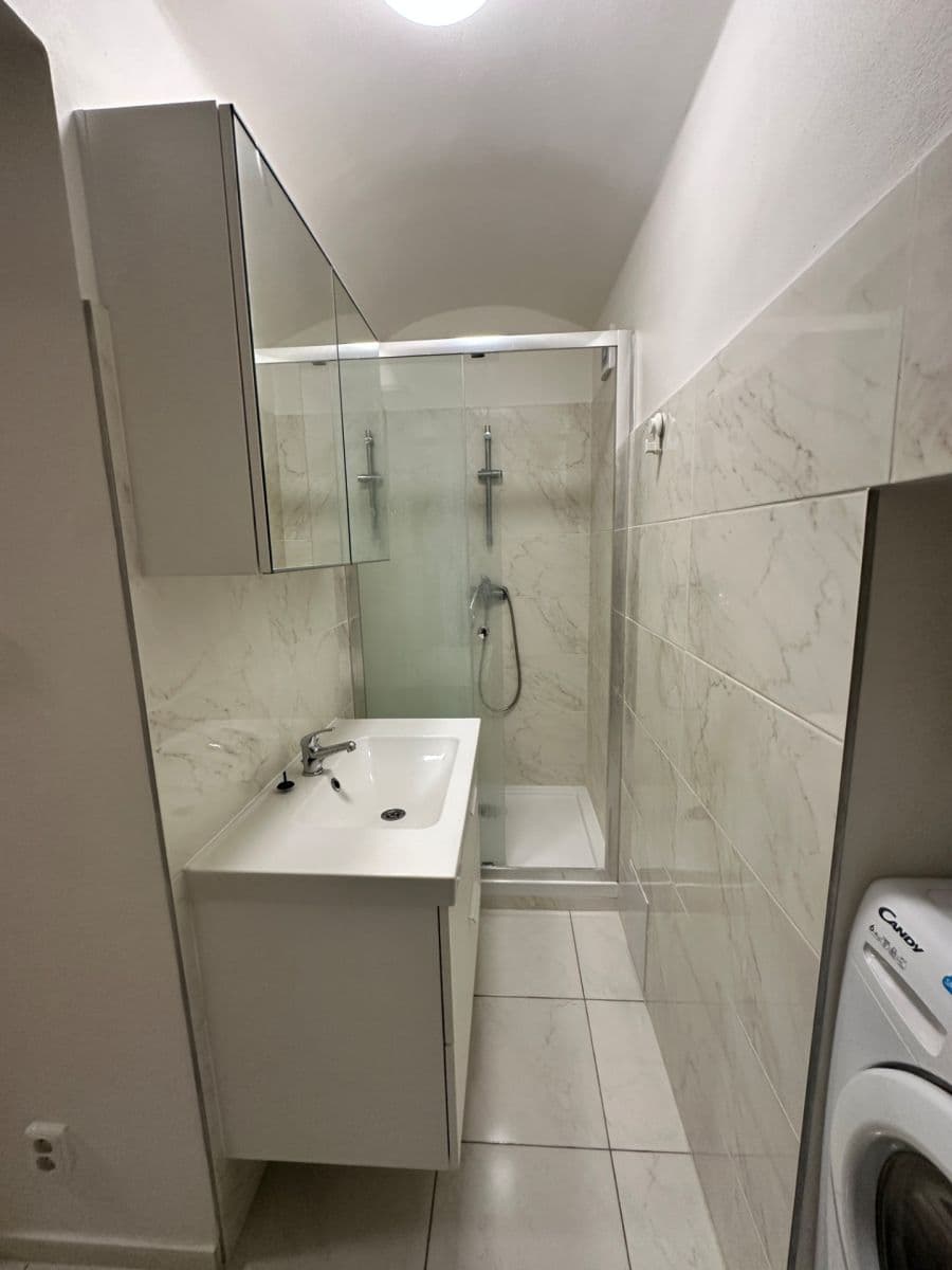 Studio flat for sale, 33 m², Korunní, Prague, Prague Studio flat for sale, 33 m², Korunní, Prague, Prague
