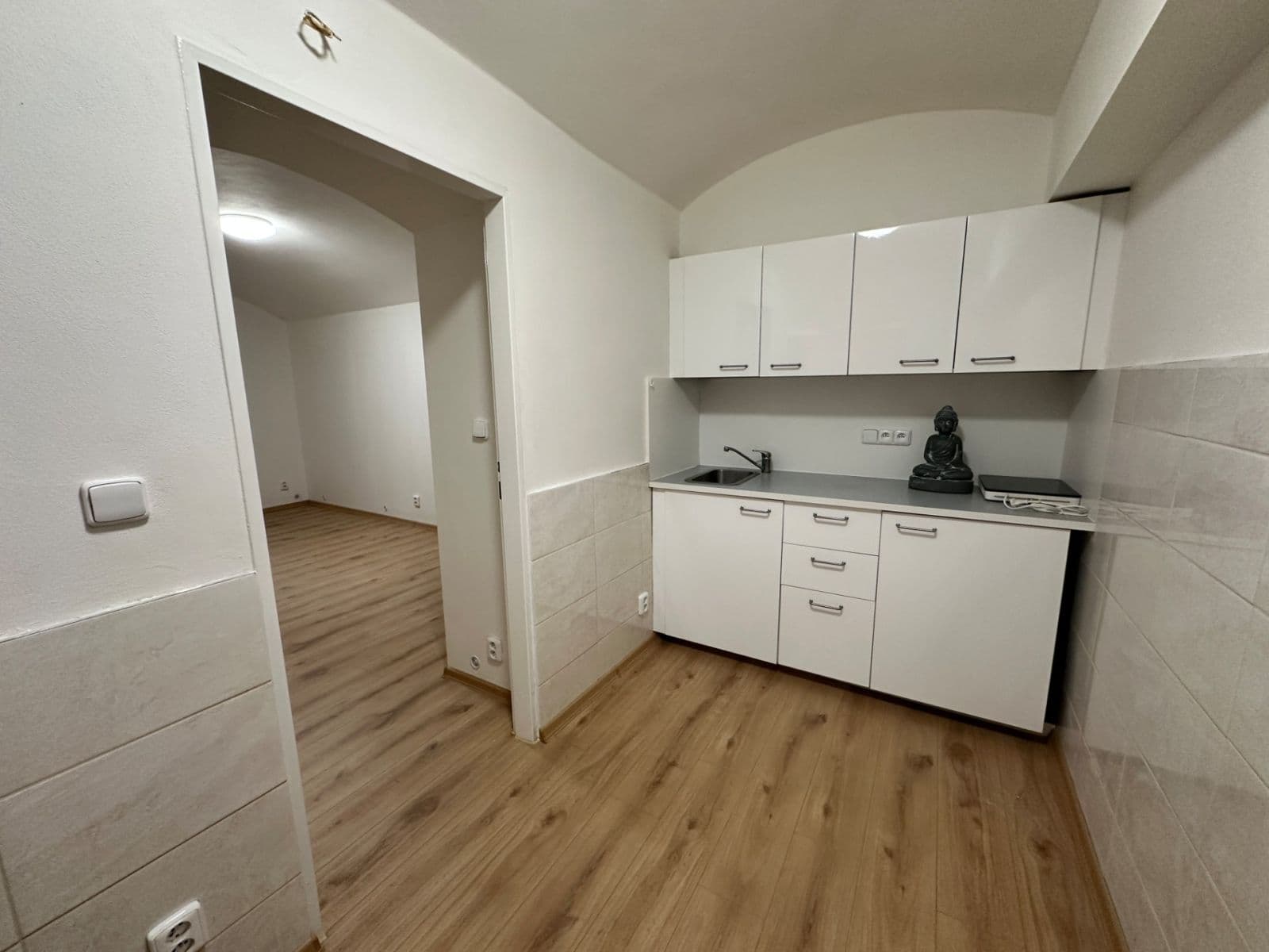 Studio flat for sale, 33 m², Korunní, Prague, Prague Studio flat for sale, 33 m², Korunní, Prague, Prague