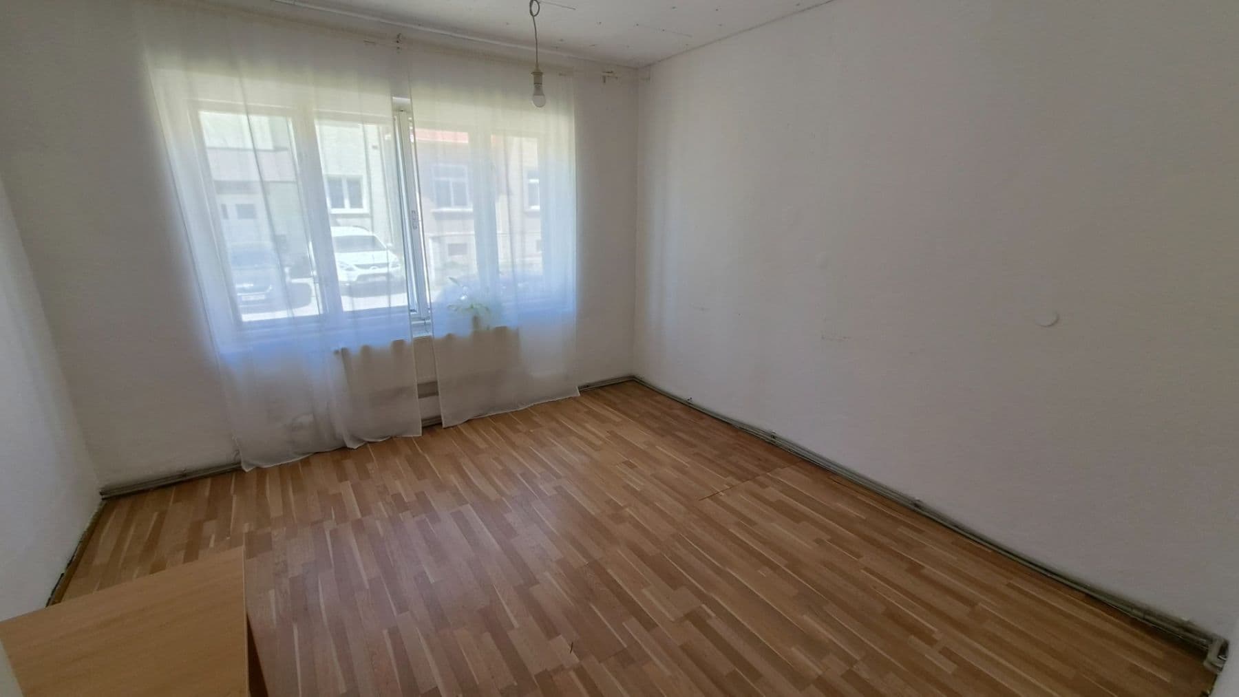 2 bedroom with open-plan kitchen flat to rent, 89 m², Votroubkova, Brno, Jihomoravský Region 2 bedroom with open-plan kitchen flat to rent, 89 m², Votroubkova, Brno, Jihomoravský Region
