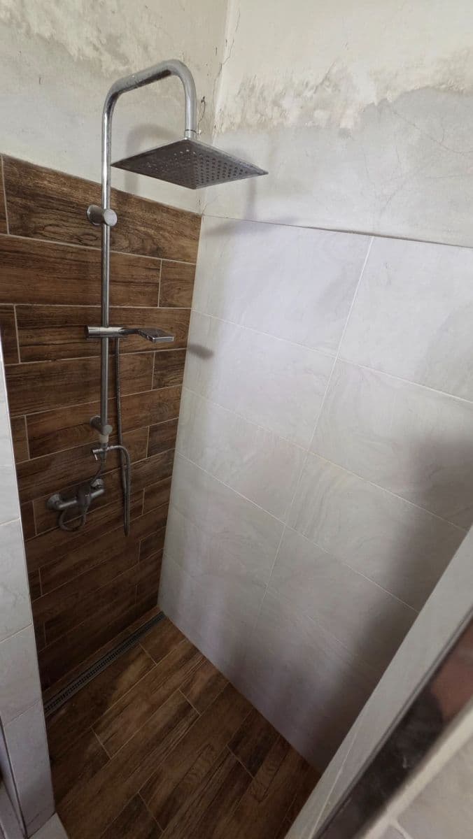 2 bedroom with open-plan kitchen flat to rent, 89 m², Votroubkova, Brno, Jihomoravský Region 2 bedroom with open-plan kitchen flat to rent, 89 m², Votroubkova, Brno, Jihomoravský Region