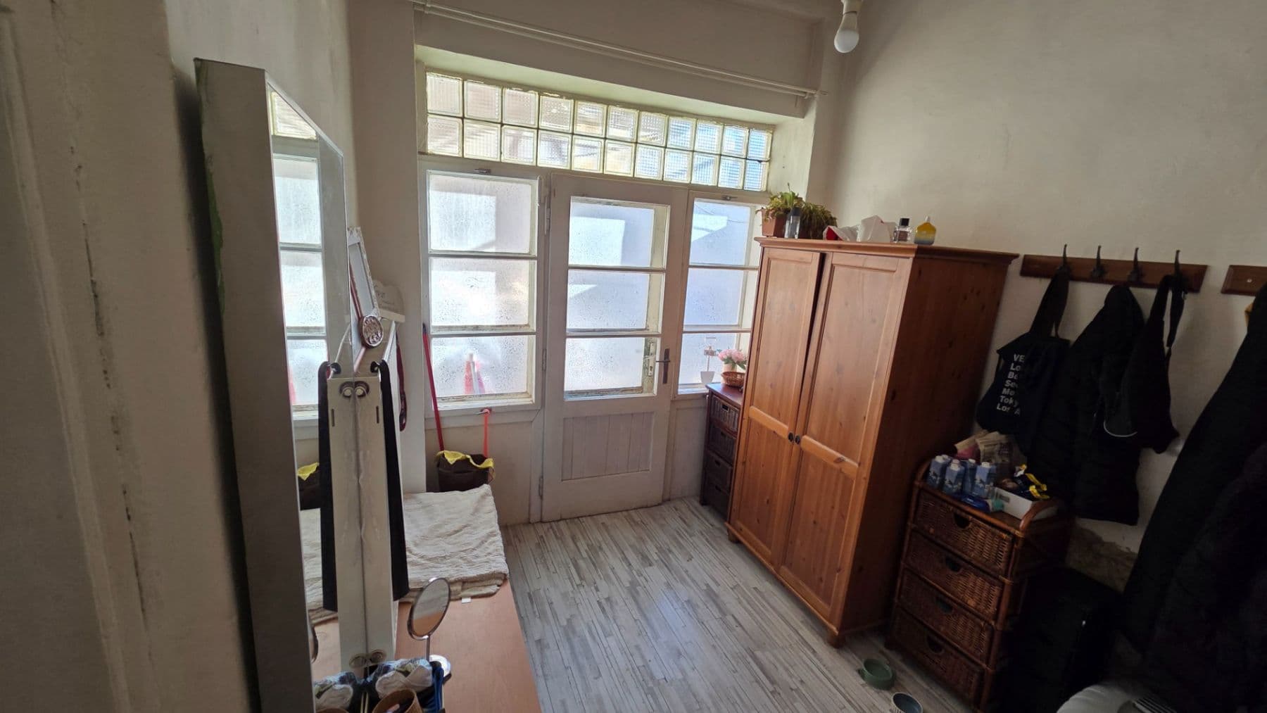2 bedroom with open-plan kitchen flat to rent, 89 m², Votroubkova, Brno, Jihomoravský Region 2 bedroom with open-plan kitchen flat to rent, 89 m², Votroubkova, Brno, Jihomoravský Region
