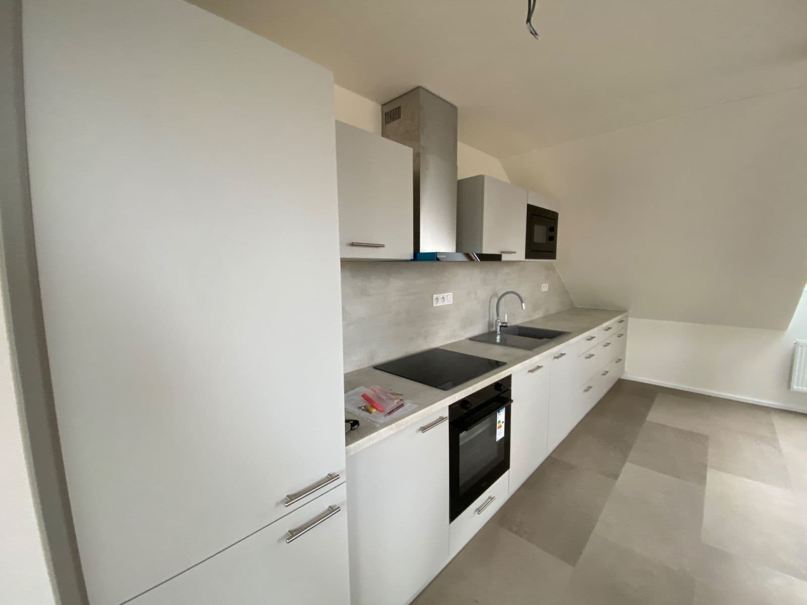 2 bedroom with open-plan kitchen flat to rent, 100 m², Bohutín, Středočeský Region 2 bedroom with open-plan kitchen flat to rent, 100 m², Bohutín, Středočeský Region