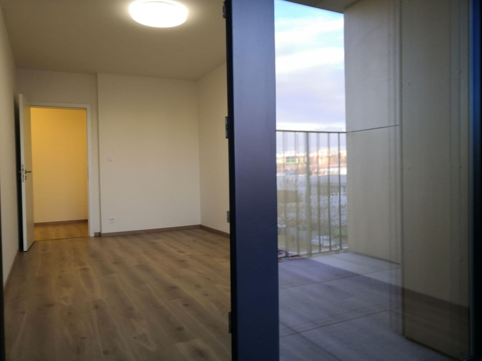 1 bedroom with open-plan kitchen flat to rent, 71 m², U Červeného mlýna, Brno, Jihomoravský Region 1 bedroom with open-plan kitchen flat to rent, 71 m², U Červeného mlýna, Brno, Jihomoravský Region