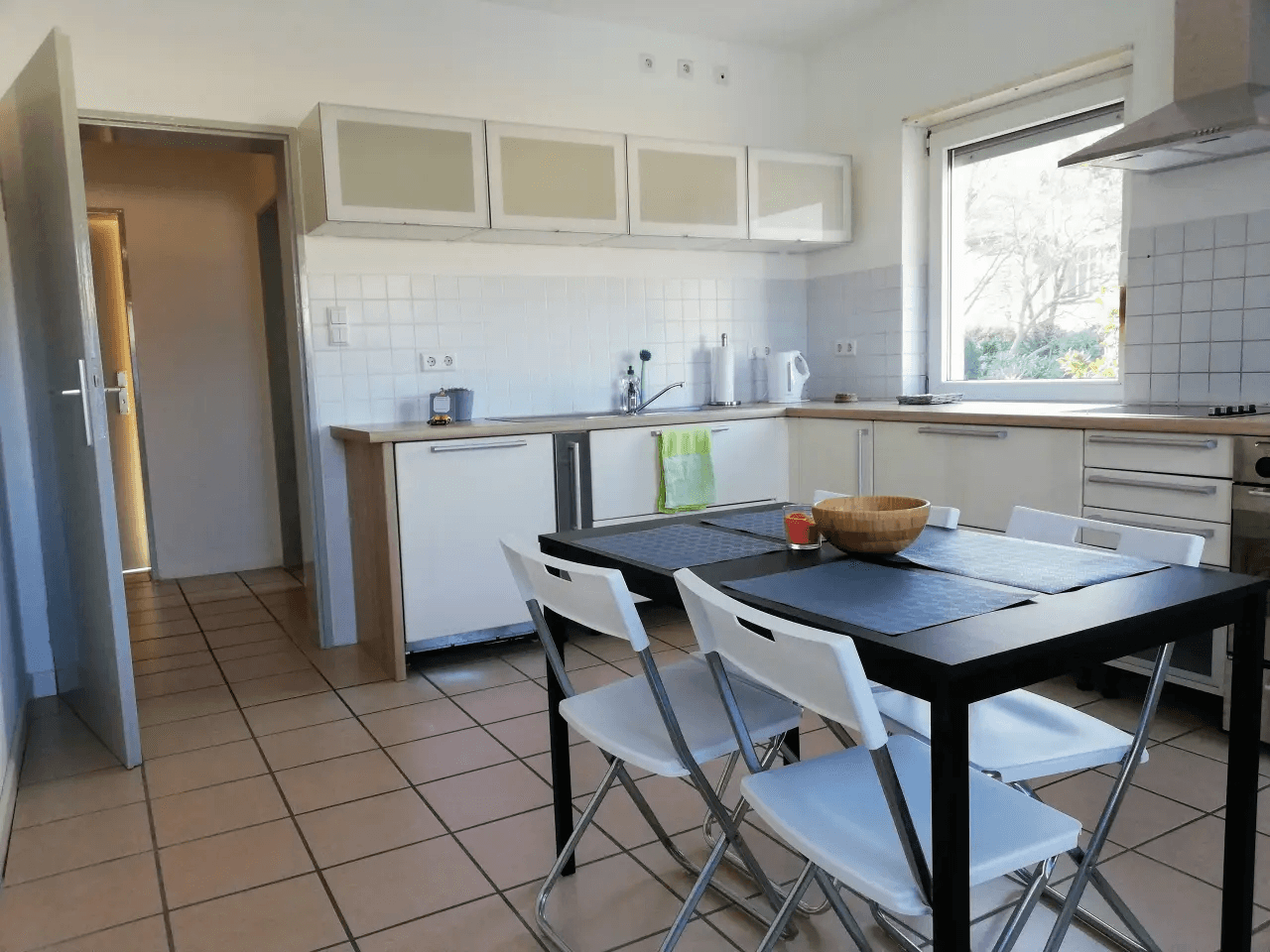 2 bedroom with open-plan kitchen flat to rent, 89 m², Karolinenstraße 35a, Neustadt an der Weinstraße, Rhineland-Palatinate 2 bedroom with open-plan kitchen flat to rent, 89 m², Karolinenstraße 35a, Neustadt an der Weinstraße, Rhineland-Palatinate
