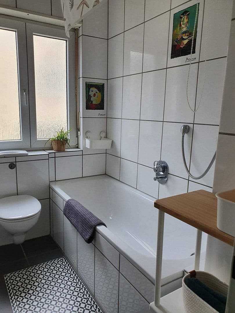 2 bedroom with open-plan kitchen flat to rent, 89 m², Karolinenstraße 35a, Neustadt an der Weinstraße, Rhineland-Palatinate 2 bedroom with open-plan kitchen flat to rent, 89 m², Karolinenstraße 35a, Neustadt an der Weinstraße, Rhineland-Palatinate