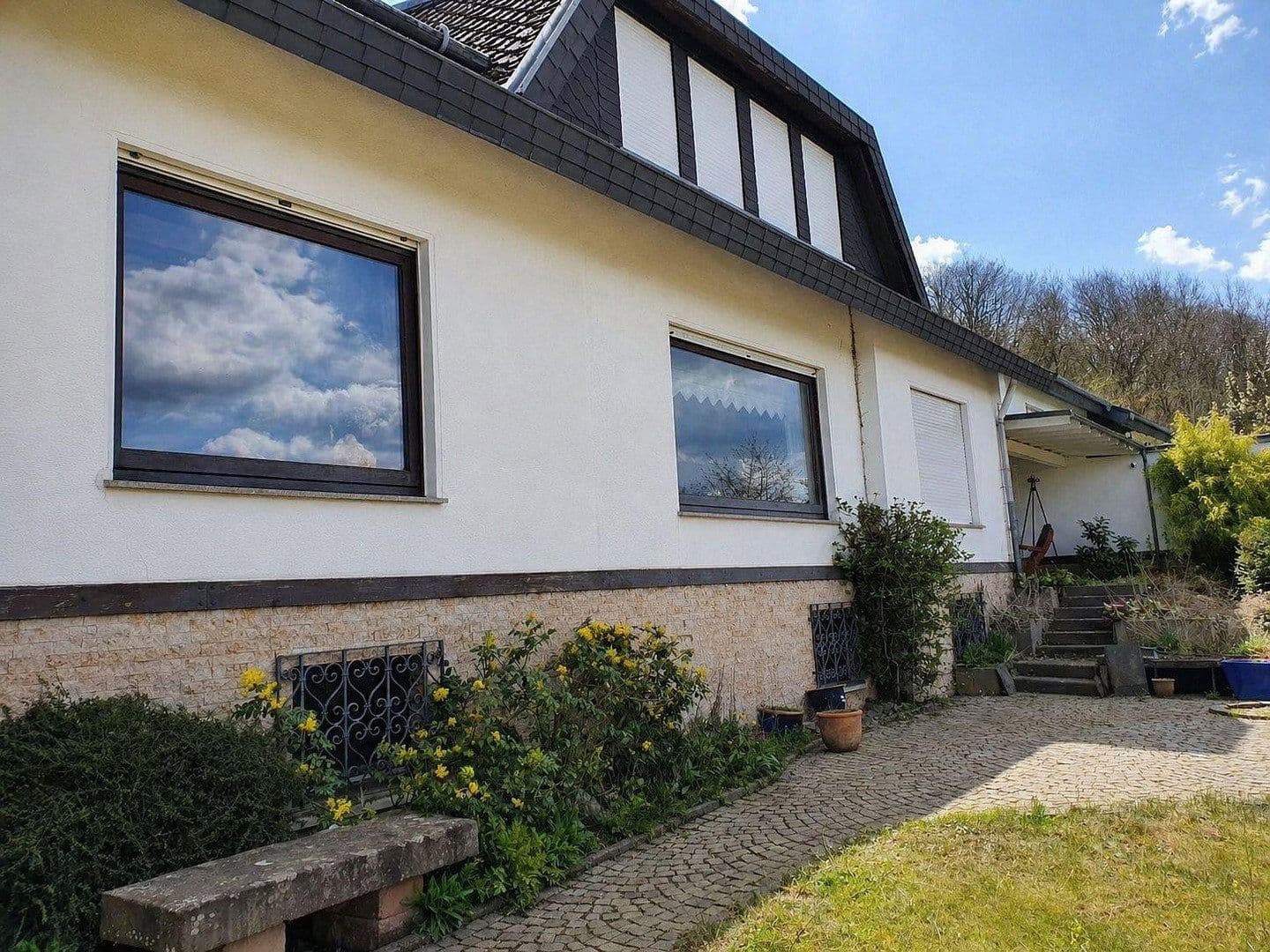 house for sale, 180 m², Bad Berleburg, North Rhine-Westphalia house for sale, 180 m², Bad Berleburg, North Rhine-Westphalia