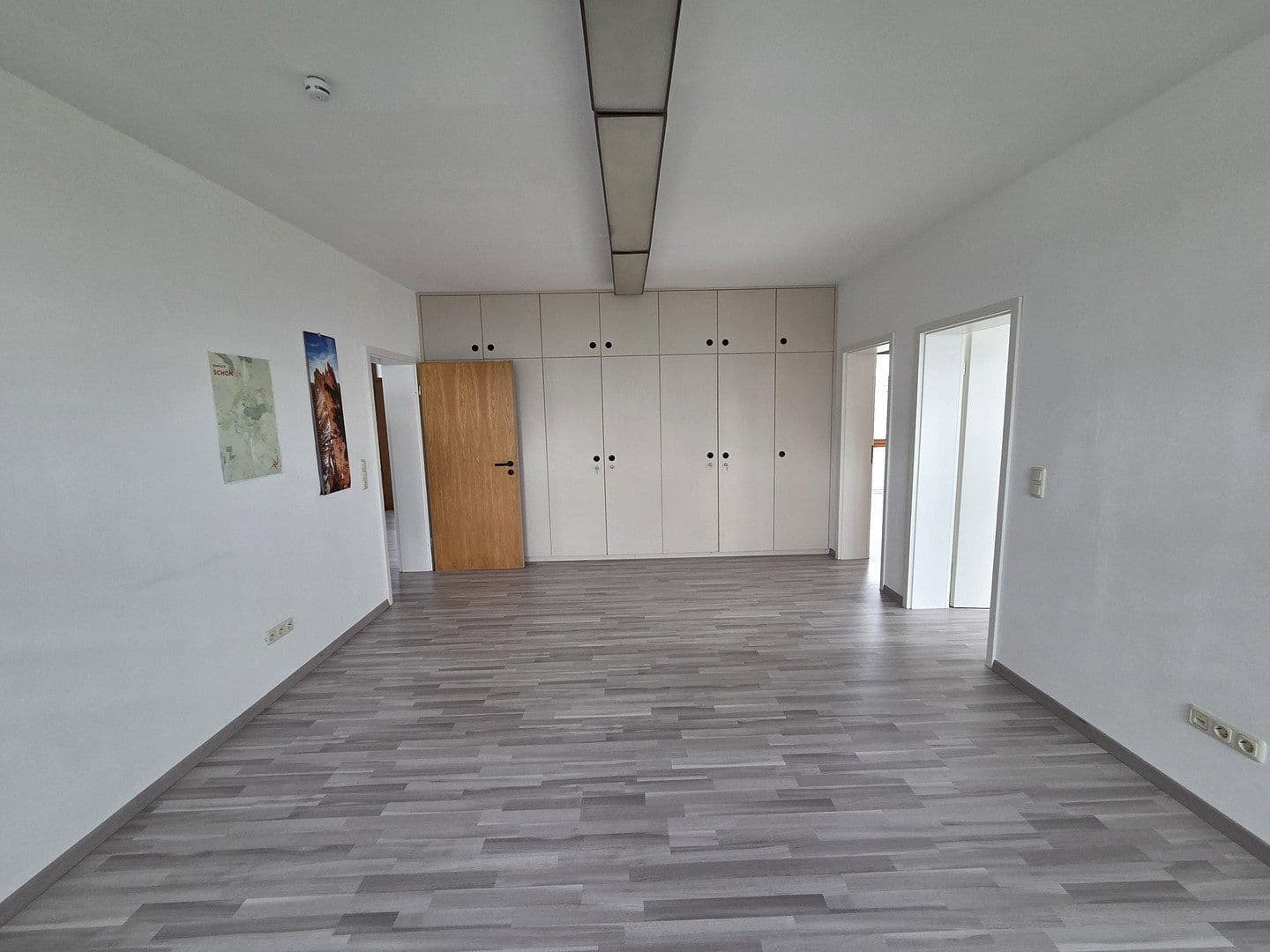 office to rent, 100 m², Kilianstädter Straße 36, Schöneck, Hesse office to rent, 100 m², Kilianstädter Straße 36, Schöneck, Hesse