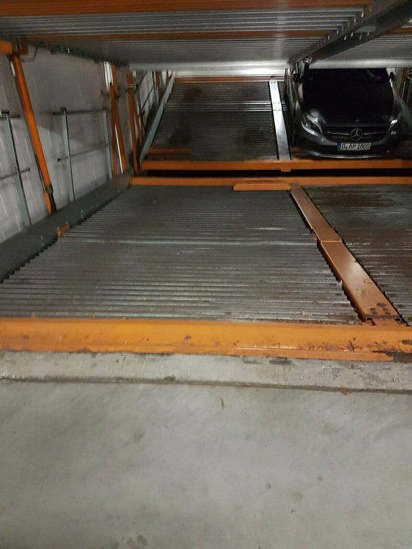 garage to rent, 0 m², Steinkribbenstraße 5, Düsseldorf, North Rhine-Westphalia garage to rent, 0 m², Steinkribbenstraße 5, Düsseldorf, North Rhine-Westphalia