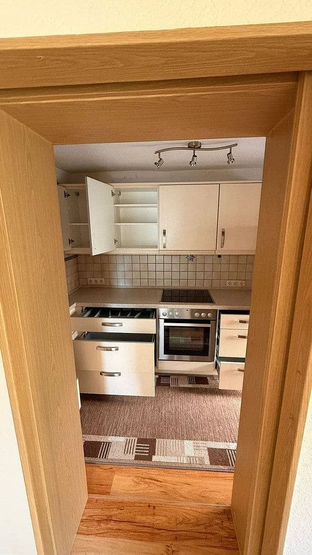 house for sale, 90 m², Burgstraße 8 08228, Rodewisch, Saxony house for sale, 90 m², Burgstraße 8 08228, Rodewisch, Saxony