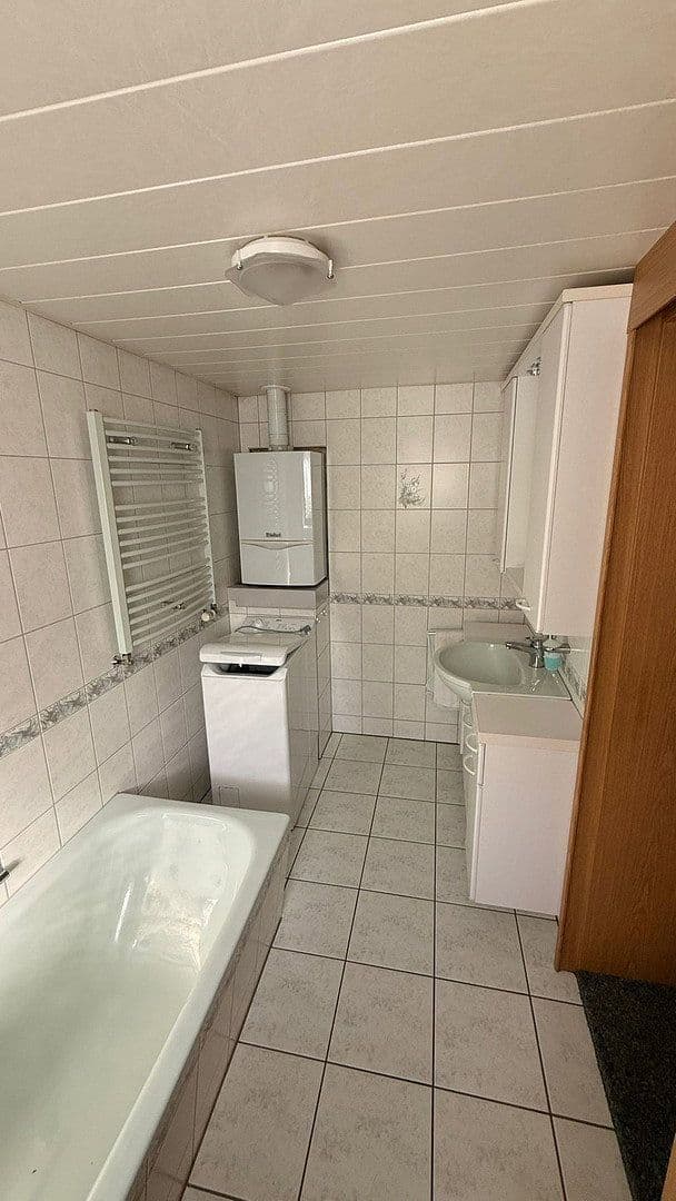 house for sale, 90 m², Burgstraße 8 08228, Rodewisch, Saxony house for sale, 90 m², Burgstraße 8 08228, Rodewisch, Saxony