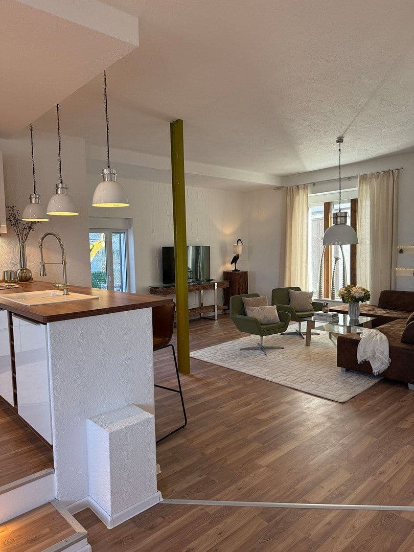 3 bedroom with open-plan kitchen flat for sale, 165 m², Freiberg am Neckar, Baden-Württemberg 3 bedroom with open-plan kitchen flat for sale, 165 m², Freiberg am Neckar, Baden-Württemberg