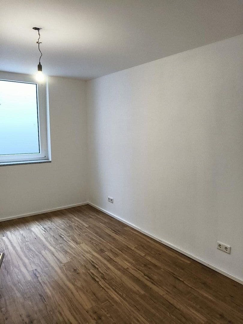 office to rent, 45 m², Georg-Huber-Str. 12, Zorneding, Ortsteil Pöring, Bavaria office to rent, 45 m², Georg-Huber-Str. 12, Zorneding, Ortsteil Pöring, Bavaria