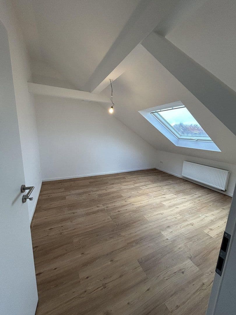 3 bedroom flat to rent, 15 m², Karlsruhe, Baden-Württemberg 3 bedroom flat to rent, 15 m², Karlsruhe, Baden-Württemberg