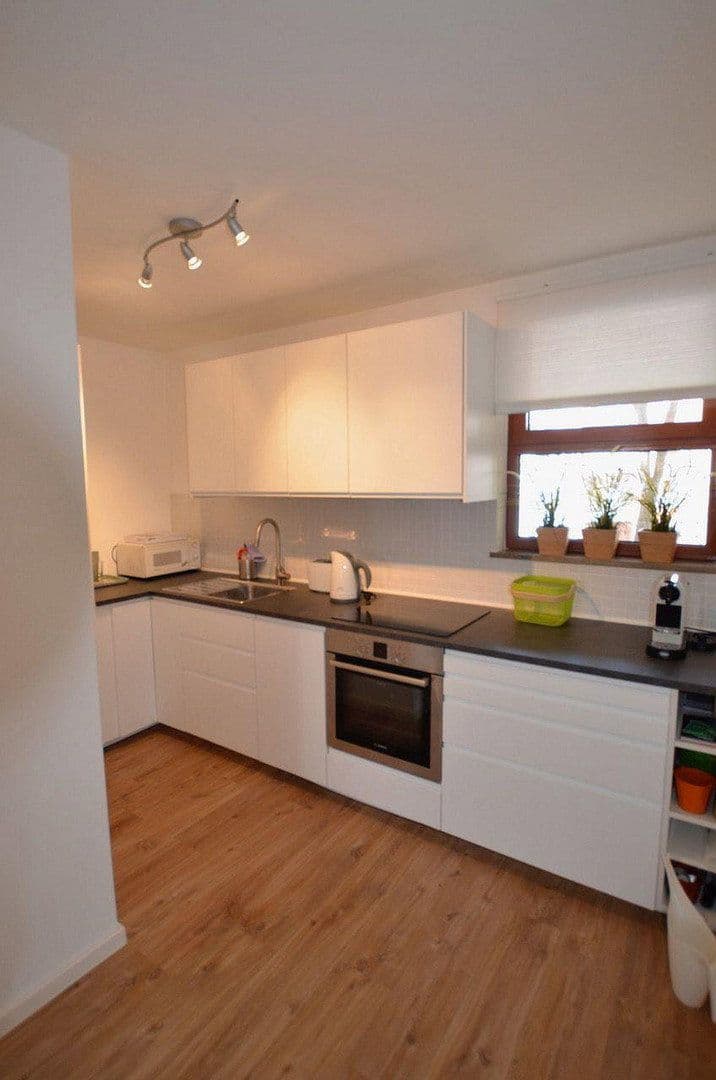 3 bedroom flat to rent, 100 m², Hildoboldstr. 3, München, Bavaria 3 bedroom flat to rent, 100 m², Hildoboldstr. 3, München, Bavaria