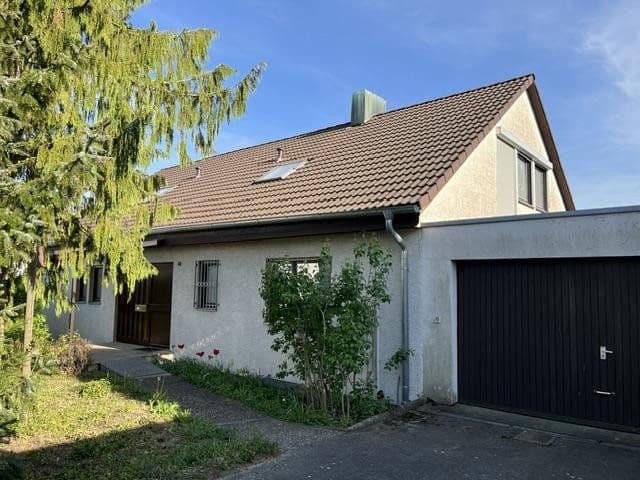 house for sale, 240 m², Taunusstrasse 48, Herrenberg, Baden-Württemberg house for sale, 240 m², Taunusstrasse 48, Herrenberg, Baden-Württemberg
