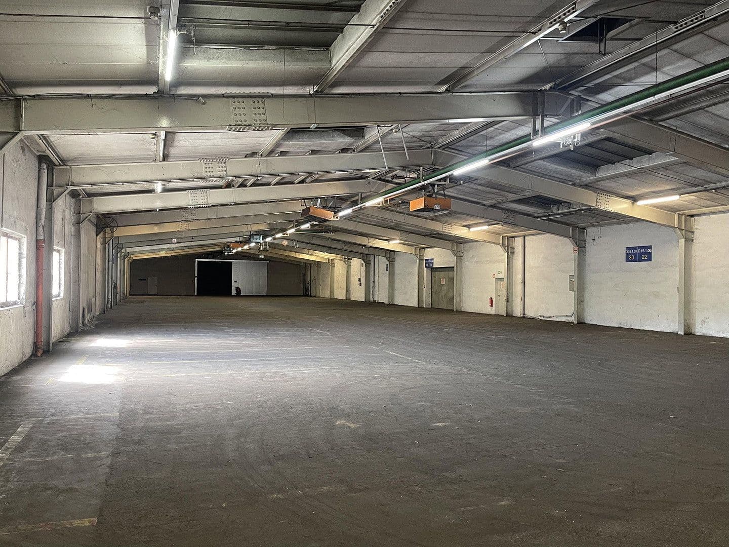 non-residential property to rent, 2,400 m², Im Gewerbepark 1, Hunderdorf, Bavaria non-residential property to rent, 2,400 m², Im Gewerbepark 1, Hunderdorf, Bavaria