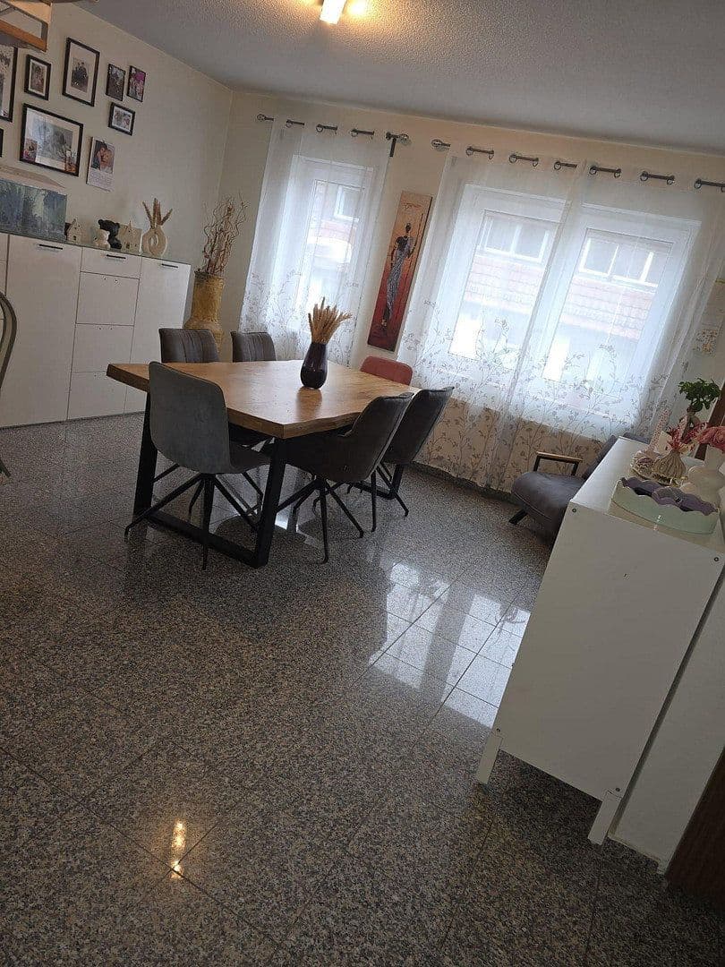 2 bedroom with open-plan kitchen flat for sale, 101 m², Schönaich, Baden-Württemberg 2 bedroom with open-plan kitchen flat for sale, 101 m², Schönaich, Baden-Württemberg