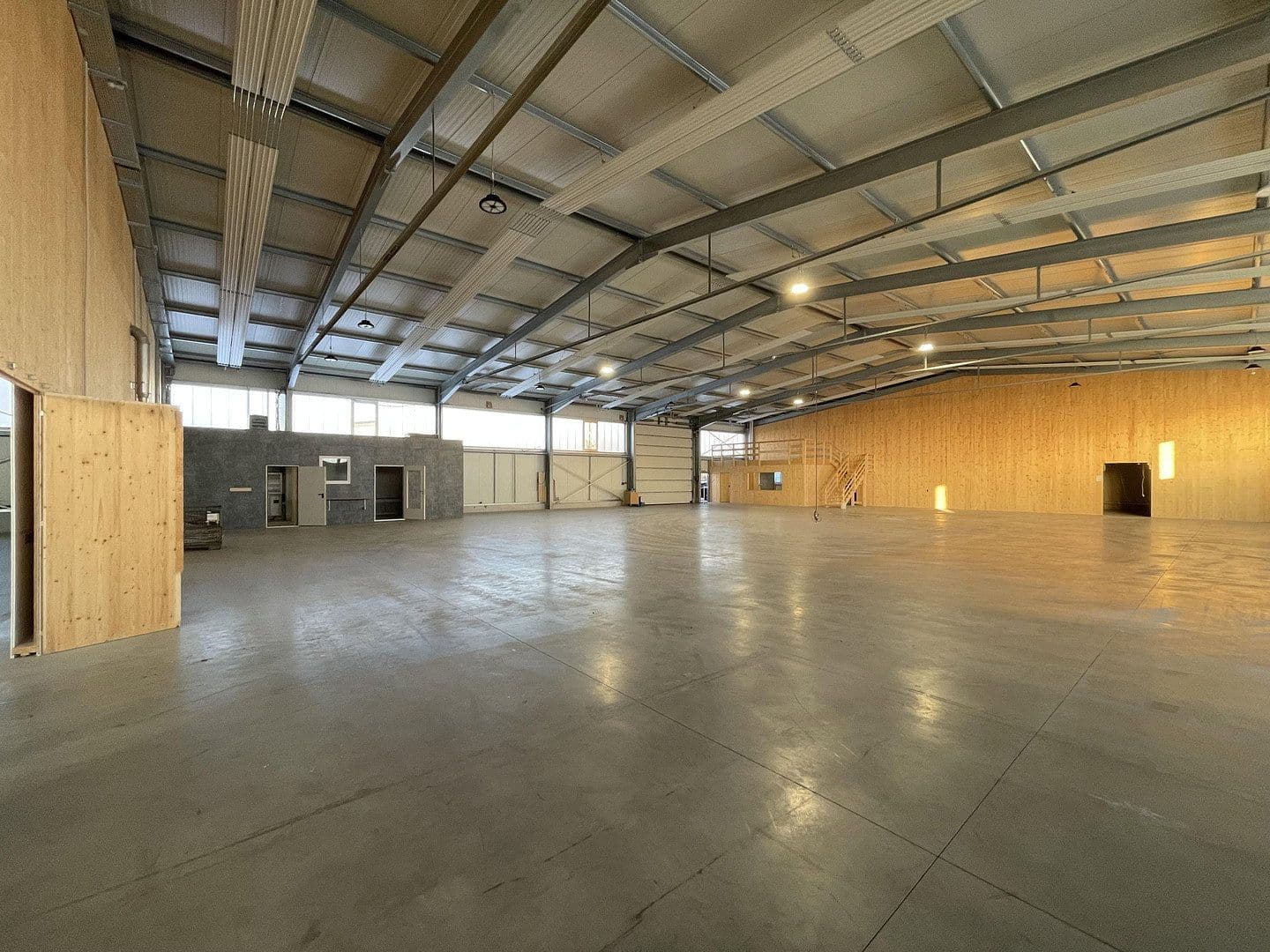 non-residential property to rent, 1,580 m², Allinger Straße 8c, Vilshofen an der Donau, Bavaria non-residential property to rent, 1,580 m², Allinger Straße 8c, Vilshofen an der Donau, Bavaria