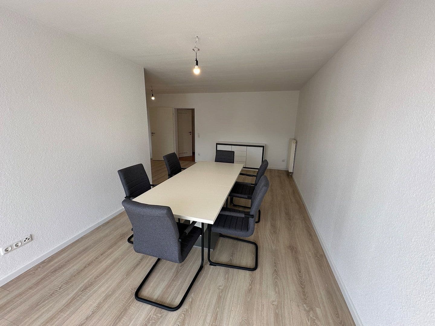 house for sale, 2,459 m², An der Landwehr 25, Bielefeld, North Rhine-Westphalia house for sale, 2,459 m², An der Landwehr 25, Bielefeld, North Rhine-Westphalia