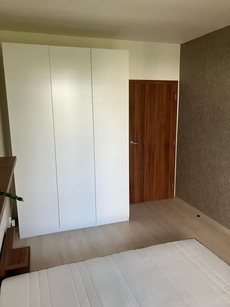 1 bedroom with open-plan kitchen flat to rent, 50 m², Karla Kryla, Brno, Jihomoravský Region 1 bedroom with open-plan kitchen flat to rent, 50 m², Karla Kryla, Brno, Jihomoravský Region