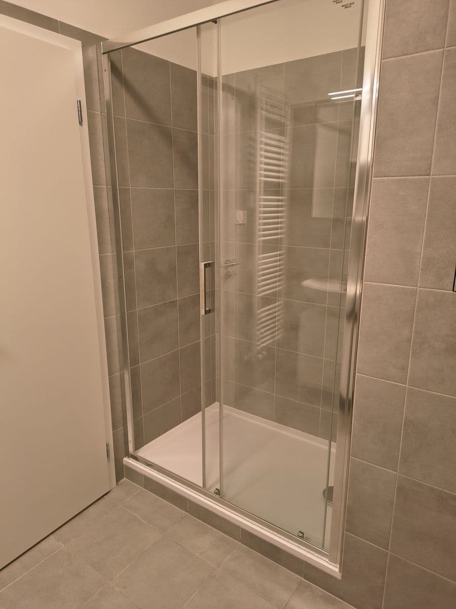 Studio flat to rent, 37 m², Gerstelova, Prague, Prague Studio flat to rent, 37 m², Gerstelova, Prague, Prague