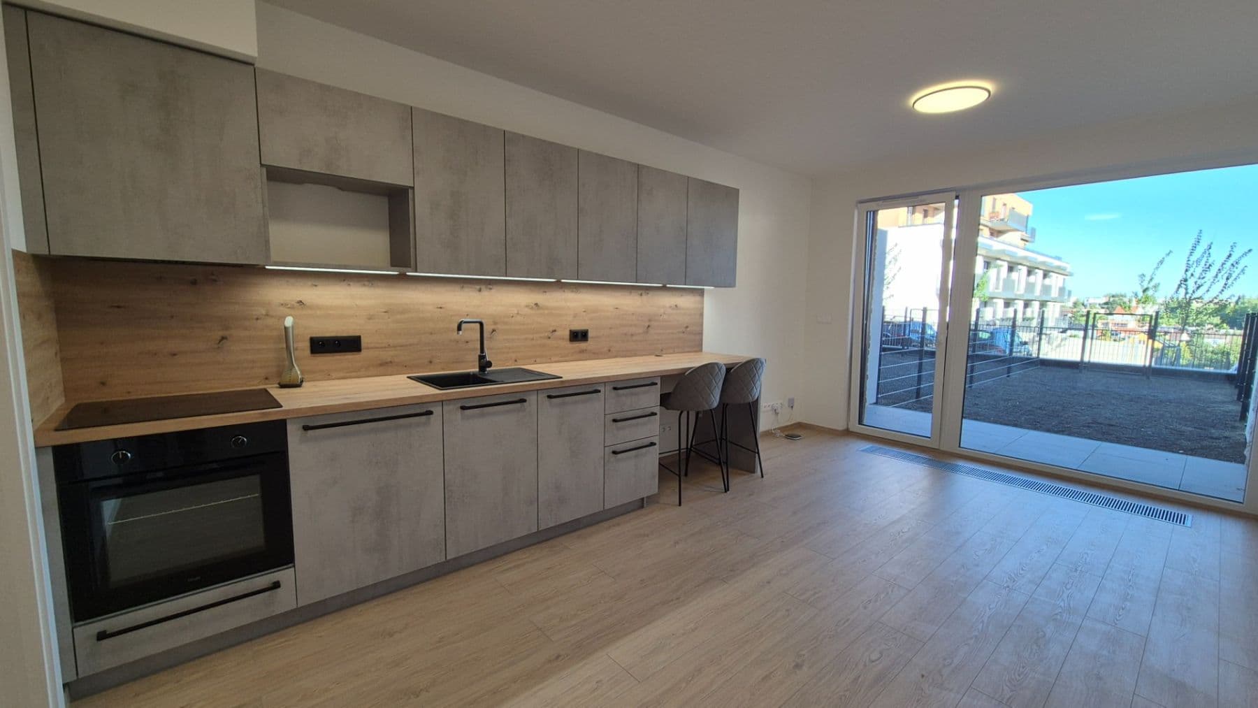 Studio flat to rent, 29 m², Jáchymovská, Prague, Prague Studio flat to rent, 29 m², Jáchymovská, Prague, Prague