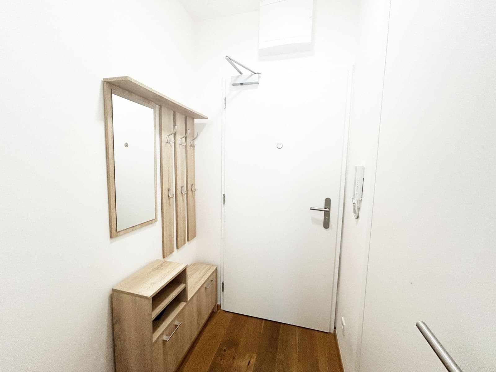 Studio flat to rent, 20 m², Perucká, Prague, Prague Studio flat to rent, 20 m², Perucká, Prague, Prague
