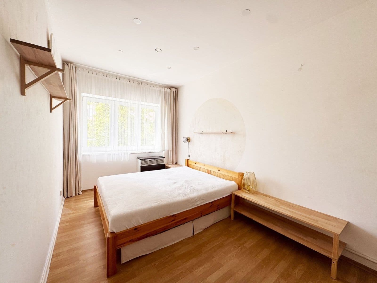 1 bedroom with open-plan kitchen flat to rent, 47 m², Jihlavská, Prague, Prague 1 bedroom with open-plan kitchen flat to rent, 47 m², Jihlavská, Prague, Prague