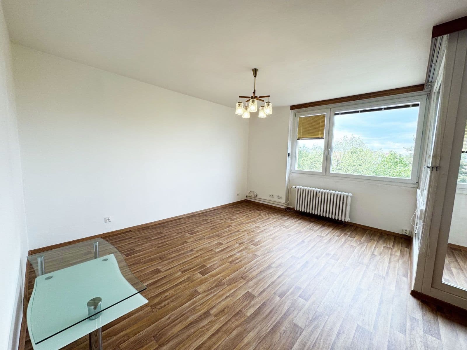 2 bedroom with open-plan kitchen flat to rent, 72 m², Hlivická, Prague, Prague 2 bedroom with open-plan kitchen flat to rent, 72 m², Hlivická, Prague, Prague