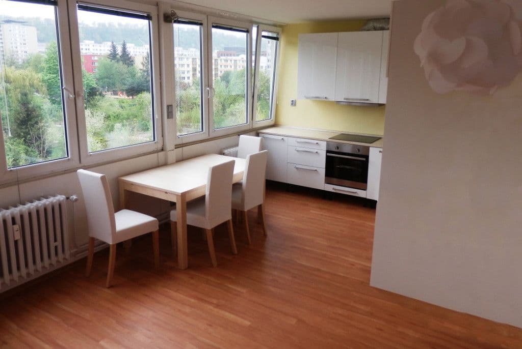2 bedroom with open-plan kitchen flat to rent, 66 m², K Olympiku, Prague, Prague 2 bedroom with open-plan kitchen flat to rent, 66 m², K Olympiku, Prague, Prague