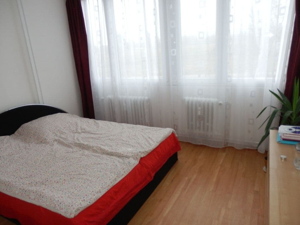 2 bedroom with open-plan kitchen flat to rent, 66 m², K Olympiku, Prague, Prague 2 bedroom with open-plan kitchen flat to rent, 66 m², K Olympiku, Prague, Prague