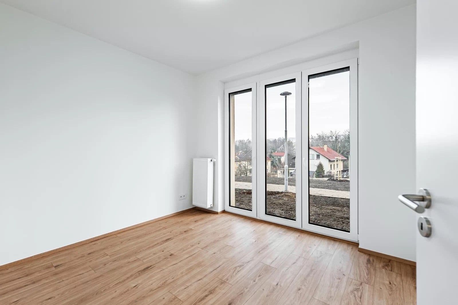 2 bedroom with open-plan kitchen flat to rent, 61 m², Tovární, Liberec, Liberecký Region 2 bedroom with open-plan kitchen flat to rent, 61 m², Tovární, Liberec, Liberecký Region