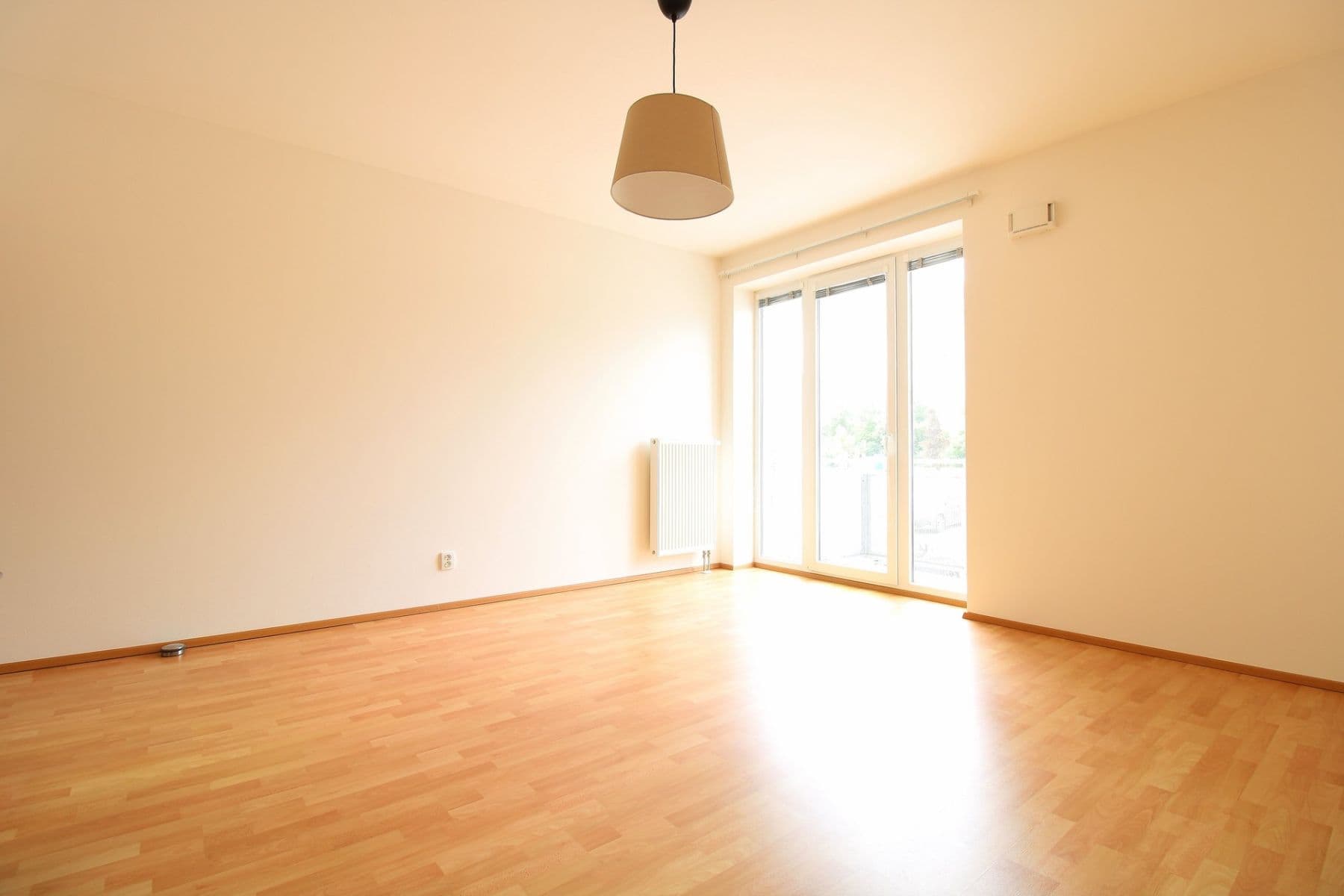 1 bedroom with open-plan kitchen flat to rent, 52 m², Jaroslava Holečka, Kladno, Středočeský Region 1 bedroom with open-plan kitchen flat to rent, 52 m², Jaroslava Holečka, Kladno, Středočeský Region