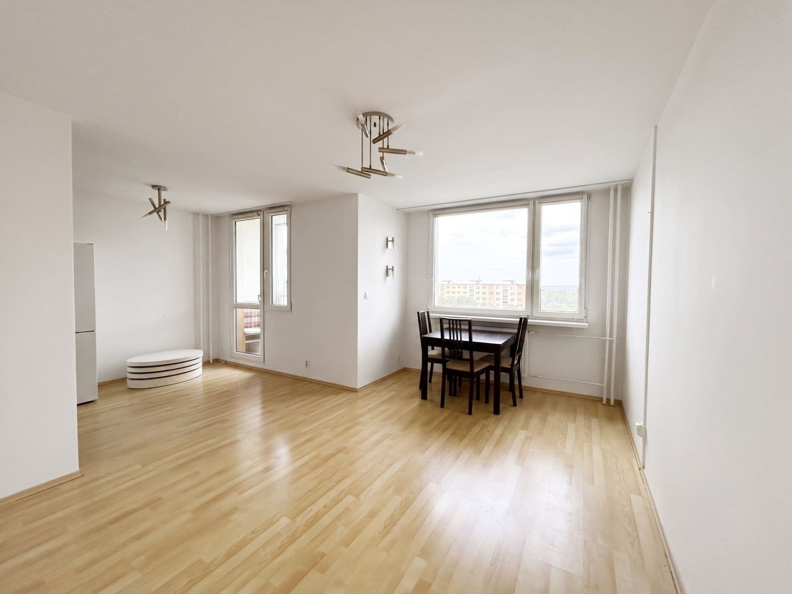 2 bedroom with open-plan kitchen flat to rent, 78 m², Pšenčíkova, Prague, Prague 2 bedroom with open-plan kitchen flat to rent, 78 m², Pšenčíkova, Prague, Prague