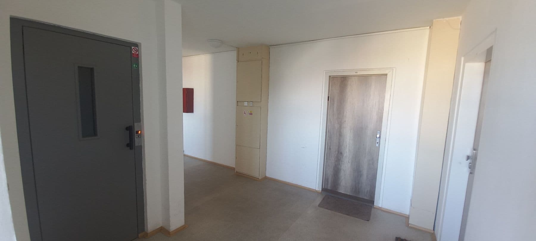 1 bedroom with open-plan kitchen flat to rent, 43 m², Ostravská, Prague, Prague 1 bedroom with open-plan kitchen flat to rent, 43 m², Ostravská, Prague, Prague