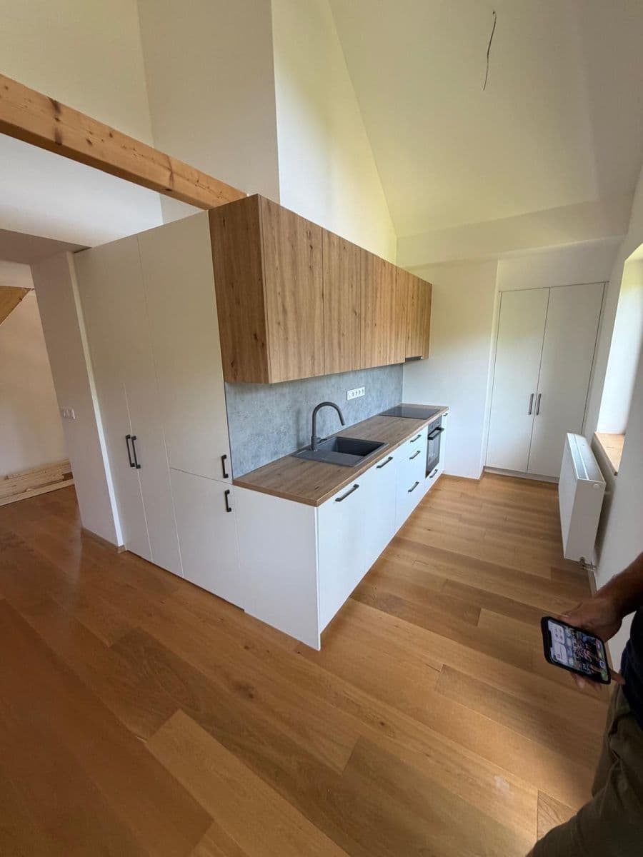 3 bedroom with open-plan kitchen flat for sale, 112 m², Rokytnice nad Jizerou, Liberecký Region 3 bedroom with open-plan kitchen flat for sale, 112 m², Rokytnice nad Jizerou, Liberecký Region