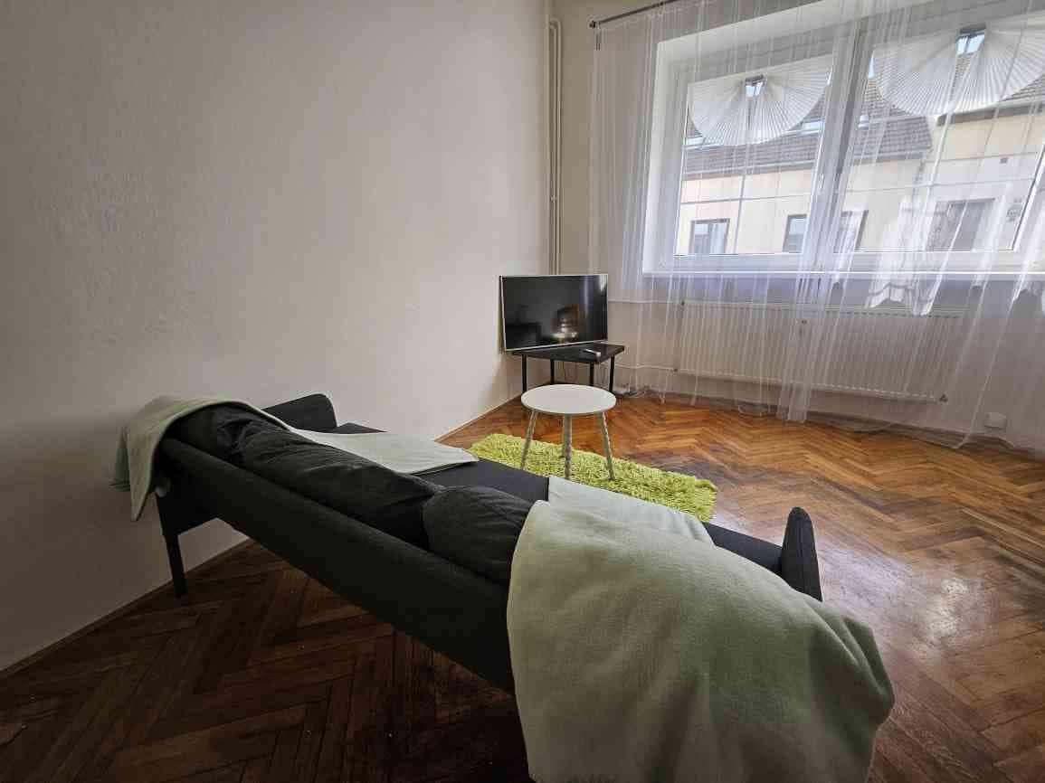 1 bedroom with open-plan kitchen flat to rent, 52 m², Skopalíkova, Brno, Jihomoravský Region 1 bedroom with open-plan kitchen flat to rent, 52 m², Skopalíkova, Brno, Jihomoravský Region