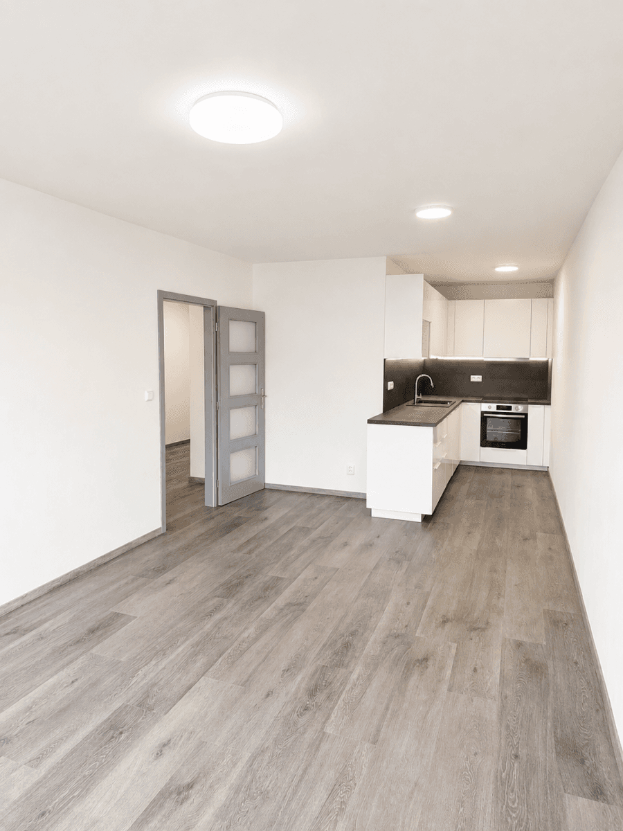 2 bedroom with open-plan kitchen flat to rent, 67 m², Janovská, Prague, Prague 2 bedroom with open-plan kitchen flat to rent, 67 m², Janovská, Prague, Prague