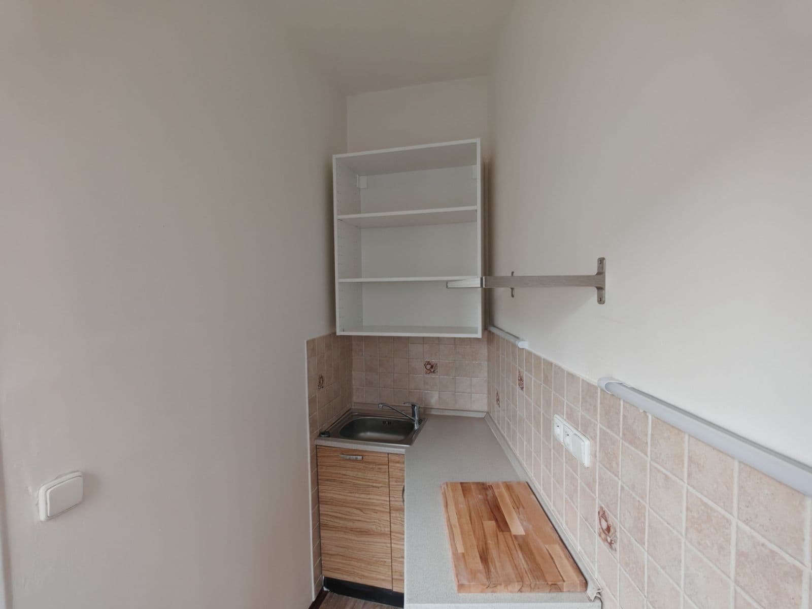 1 bedroom with open-plan kitchen flat to rent, 50 m², U Elektrárny, Prague, Prague 1 bedroom with open-plan kitchen flat to rent, 50 m², U Elektrárny, Prague, Prague