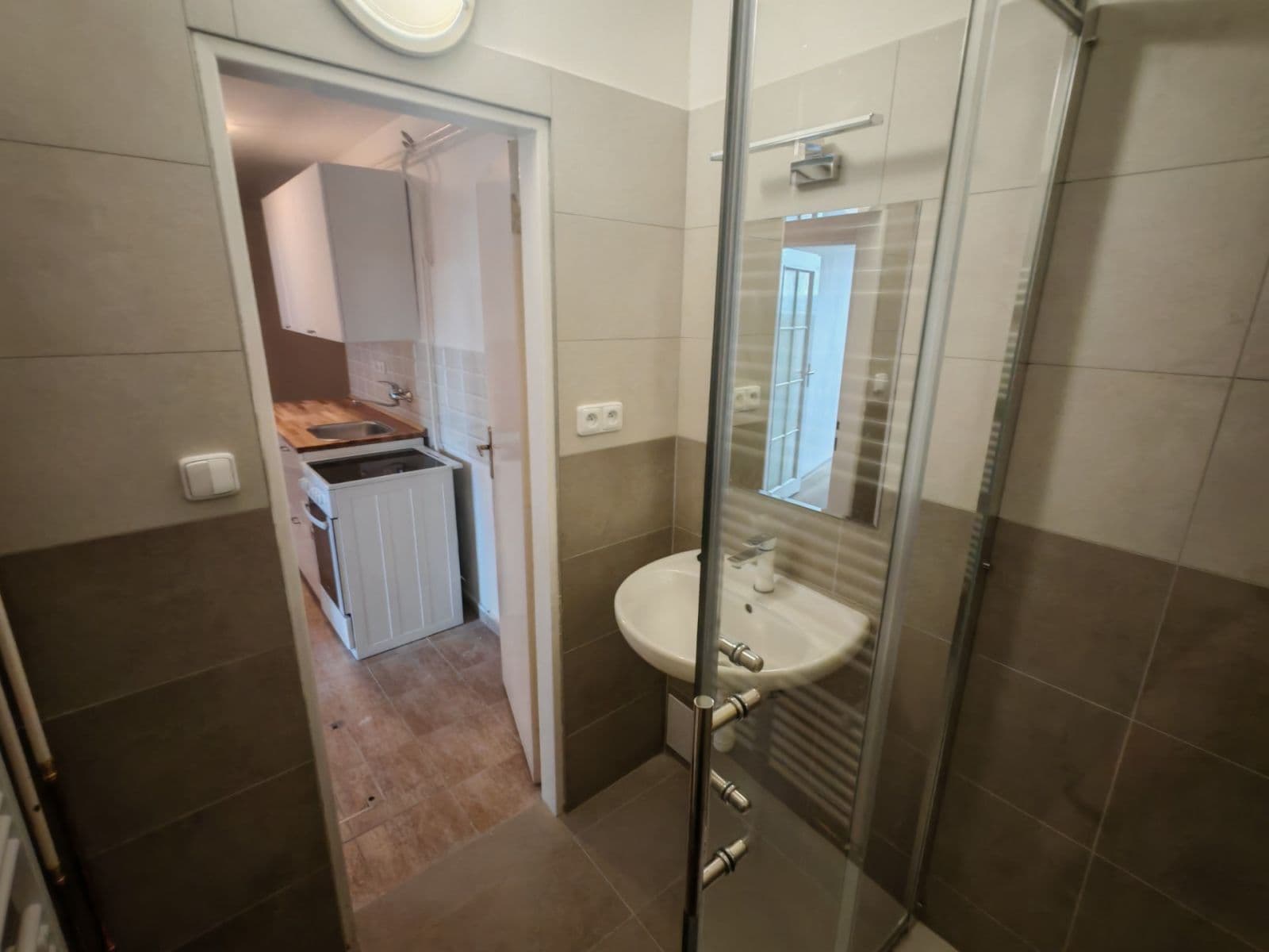 1 bedroom with open-plan kitchen flat to rent, 50 m², U Elektrárny, Prague, Prague 1 bedroom with open-plan kitchen flat to rent, 50 m², U Elektrárny, Prague, Prague