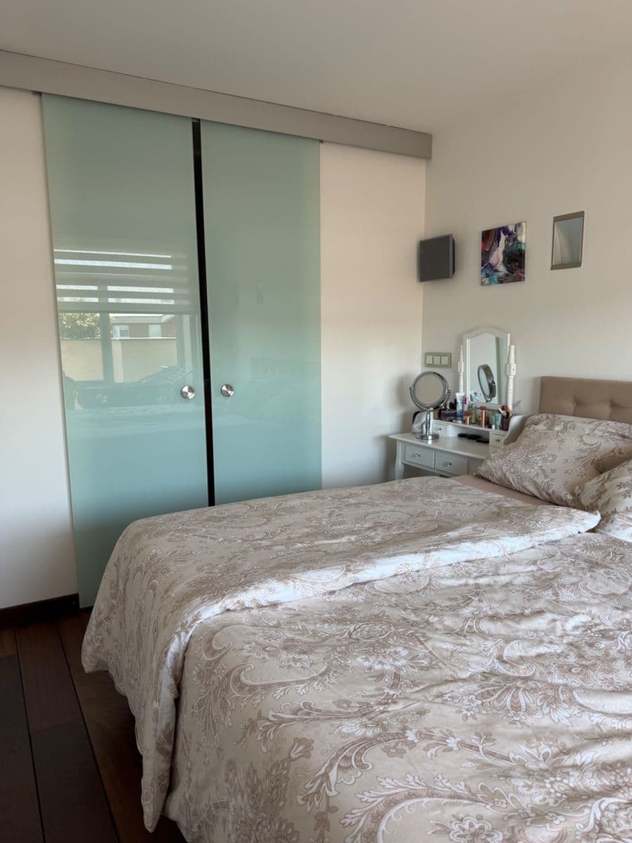 1 bedroom with open-plan kitchen flat to rent, 50 m², Nepilova, Prague, Prague 1 bedroom with open-plan kitchen flat to rent, 50 m², Nepilova, Prague, Prague