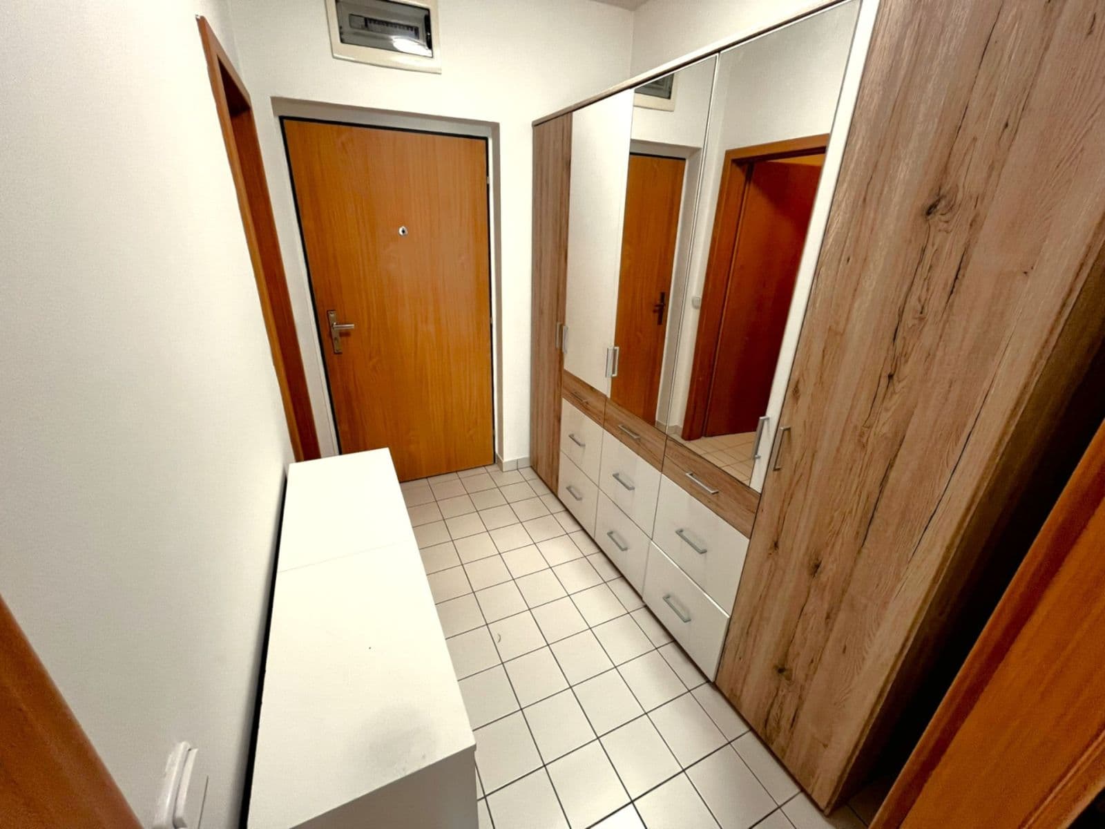 Studio flat to rent, 39 m², Kosmova, Brno, Jihomoravský Region Studio flat to rent, 39 m², Kosmova, Brno, Jihomoravský Region