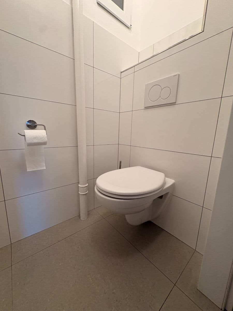 Studio flat to rent, 30 m², Kloboučnická, Prague, Prague Studio flat to rent, 30 m², Kloboučnická, Prague, Prague