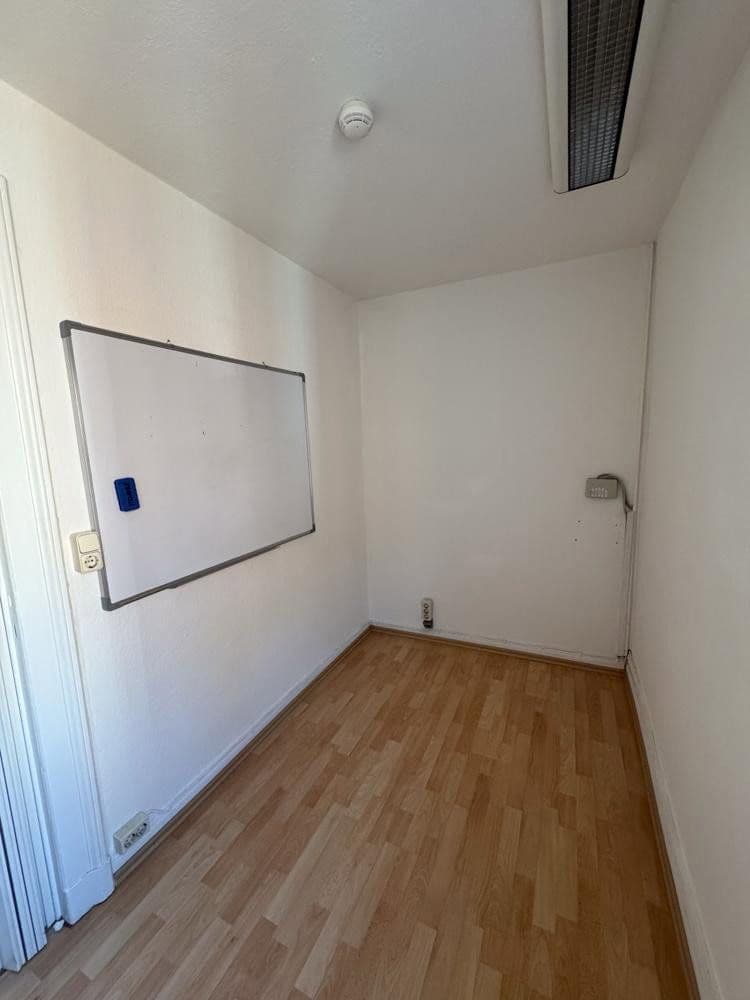 office to rent, 31 m², Am Berge 35, Lüneburg, Lower Saxony office to rent, 31 m², Am Berge 35, Lüneburg, Lower Saxony