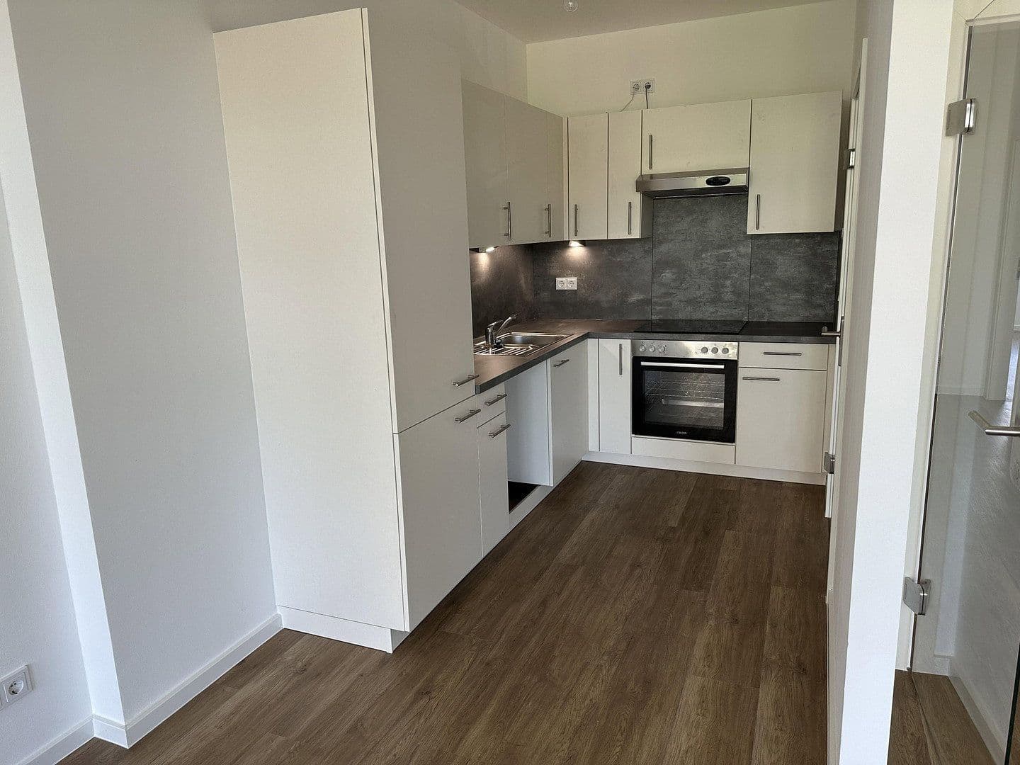 3 bedroom flat to rent, 82 m², Nymphenburger Straße 166, München, Bavaria 3 bedroom flat to rent, 82 m², Nymphenburger Straße 166, München, Bavaria