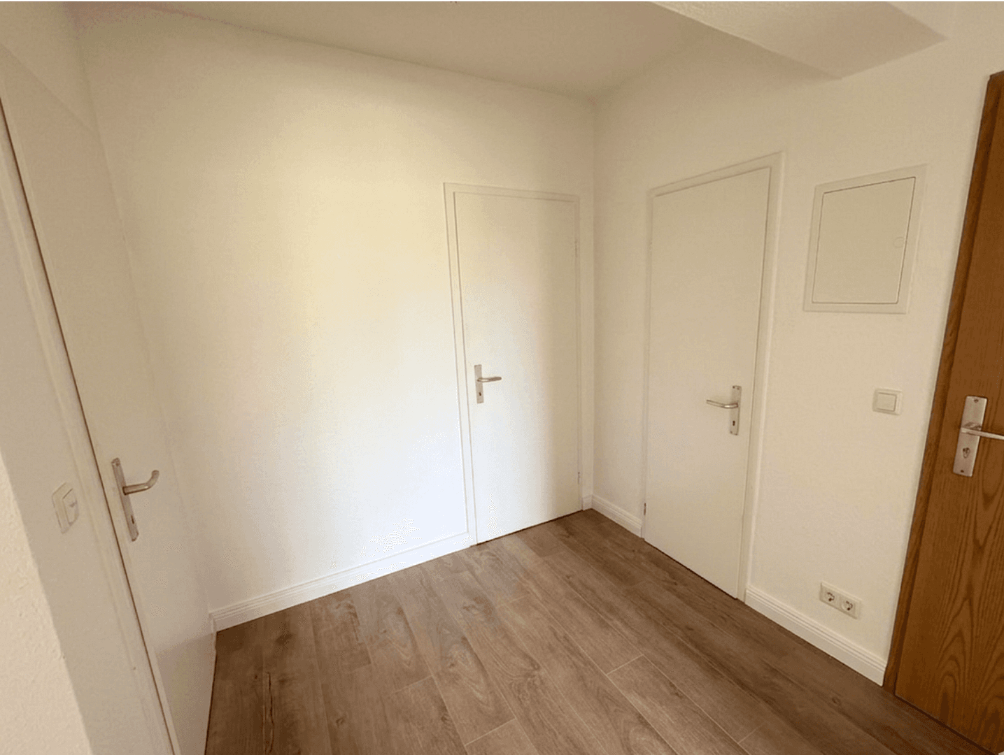 3 bedroom with open-plan kitchen flat to rent, 78 m², Neukieritzsch, Saxony 3 bedroom with open-plan kitchen flat to rent, 78 m², Neukieritzsch, Saxony